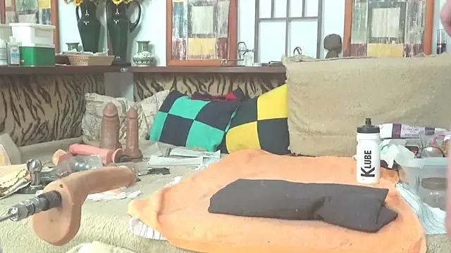 Freechat RitaMinx on StripChat