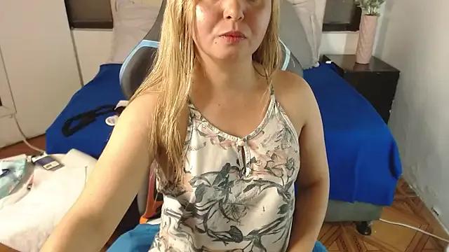 Freechat rose_meyer on StripChat