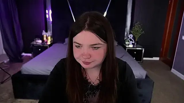 Freechat RosieMoons on StripChat