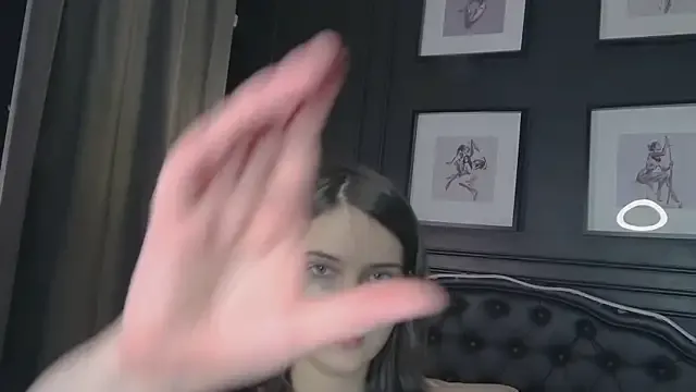 Offline Ruby_de_Cherry on StripChat