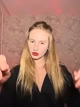 Freechat saint_cat25 on StripChat