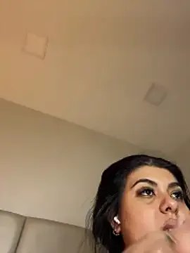 samantaramoos on StripChat 