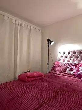 StripChat Samantha_e2 is Freechat Samantha_e2 — Pink buttocks