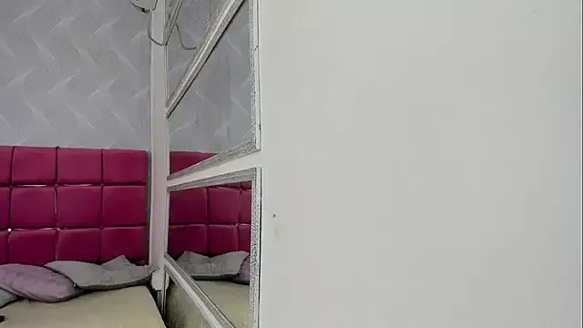 sandy_rivas on StripChat