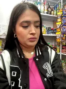 Group Sara_fun on StripChat