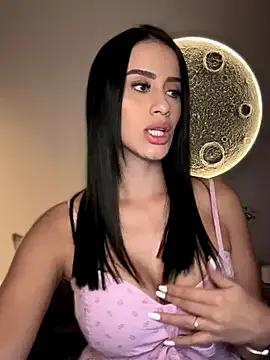 Freechat SarahhSmitth1 on StripChat