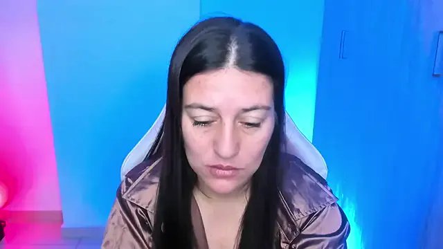 Saskyaa on StripChat