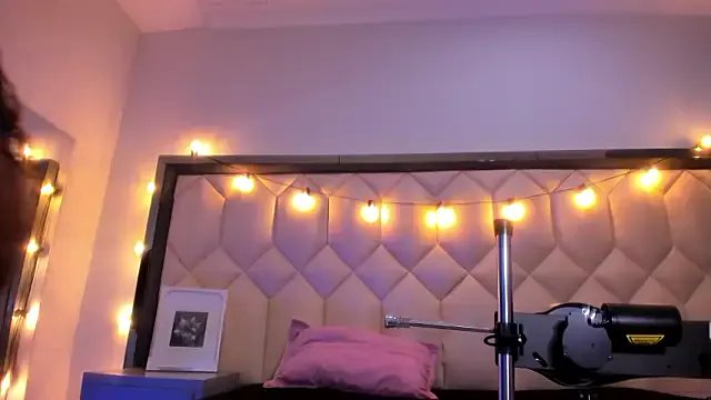 Freechat Scarletbigbug on StripChat