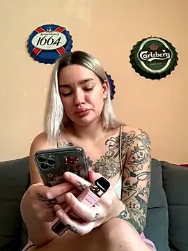 Sextazy on StripChat