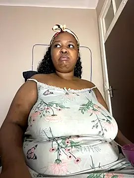 Freechat SEXYBOOBS21D on StripChat