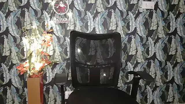 Freechat Sharon_873 on StripChat