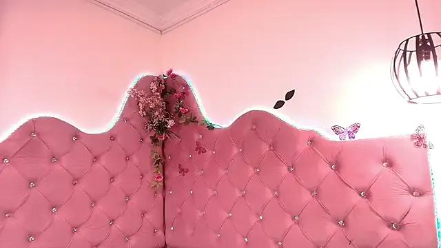 Freechat Sheilly_brown on StripChat