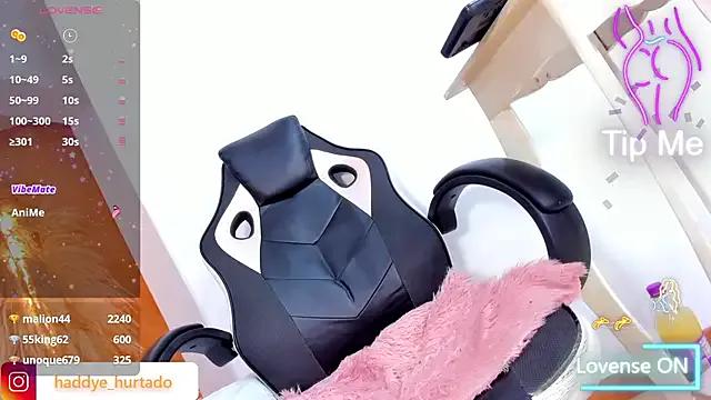 Freechat shenielxx on StripChat