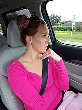 Freechat Skyellar on StripChat