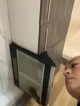 Freechat sofia_xxx02 on StripChat