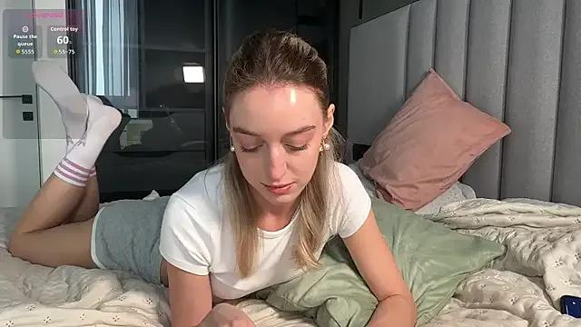 Private SophieBelll on StripChat