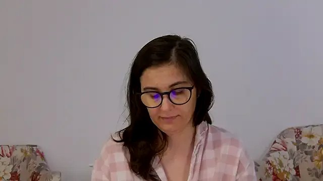 Freechat SophieeRain on StripChat