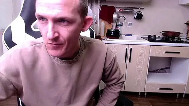 space_danger on StripChat