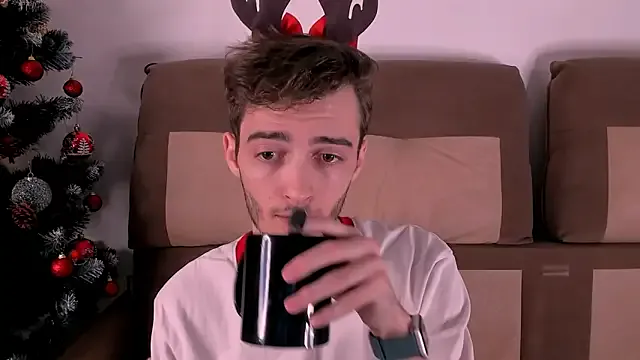 Freechat spider____man on StripChat