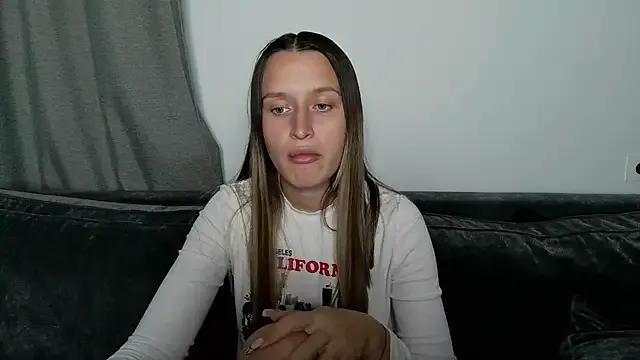 Offline Submissive_love on StripChat