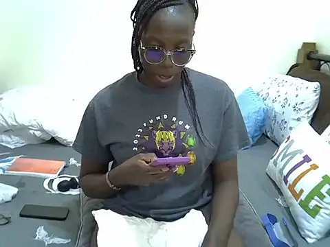 Sweet_Bear on StripChat