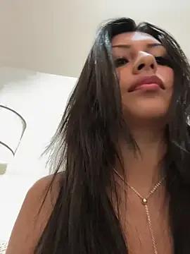 sweetAli_ on StripChat 