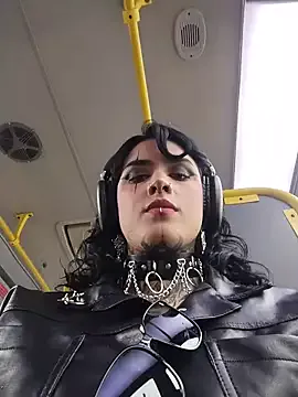 taaylor33 on StripChat