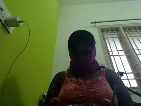 tamil_sumathi on StripChat