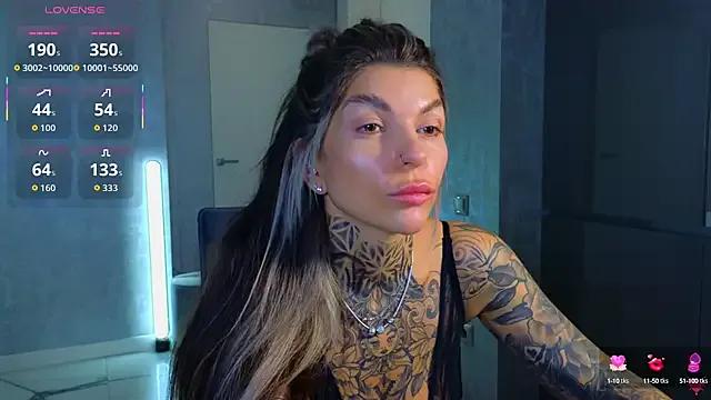Freechat tattooedBabyy on StripChat