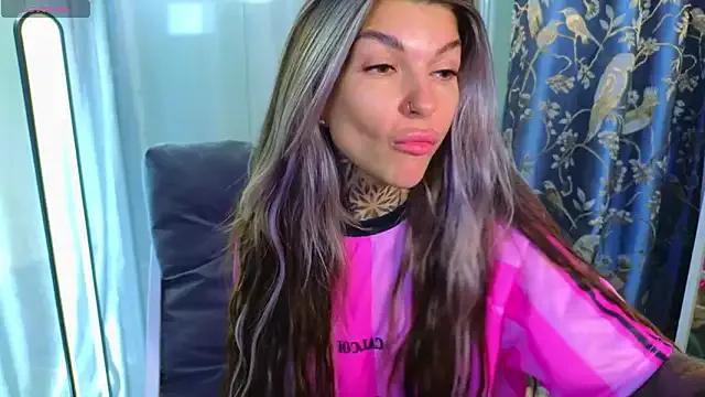 Freechat tattooedBabyy on StripChat