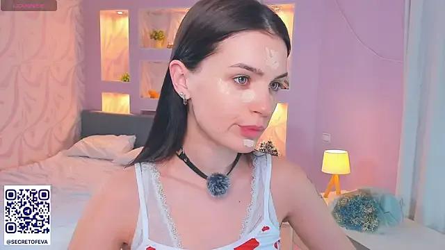 StripChat TeriRipka is Freechat TeriRipka — Play with my nipples close up!