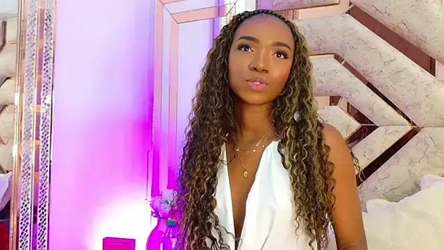 Tessa_Owenss — Play with your tits 