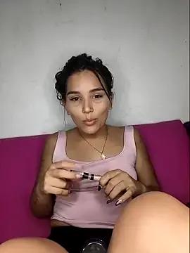 Freechat the_queen_of_street on StripChat