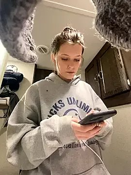 Thedeepwebcutie on StripChat