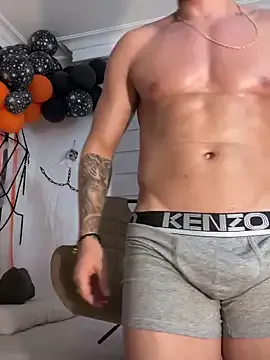 Offline Thiago_Hill on StripChat