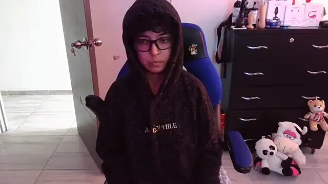 thomascooper7 on StripChat