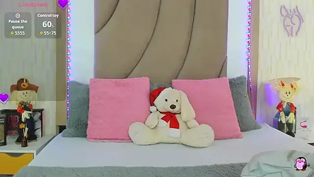 ThyaraJhons on StripChat