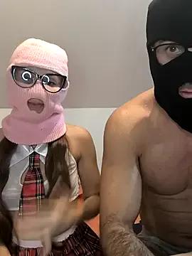 Freechat TiaraandBruce on StripChat