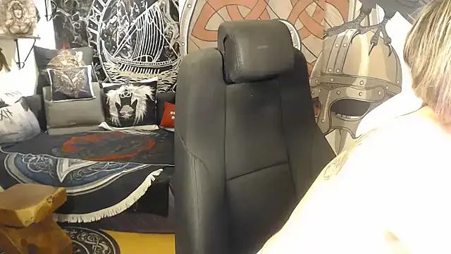 TittenMichelle on StripChat