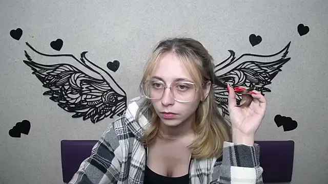 Private TracyLll on StripChat