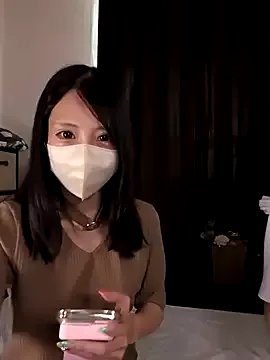 Group tsumugi_h on StripChat