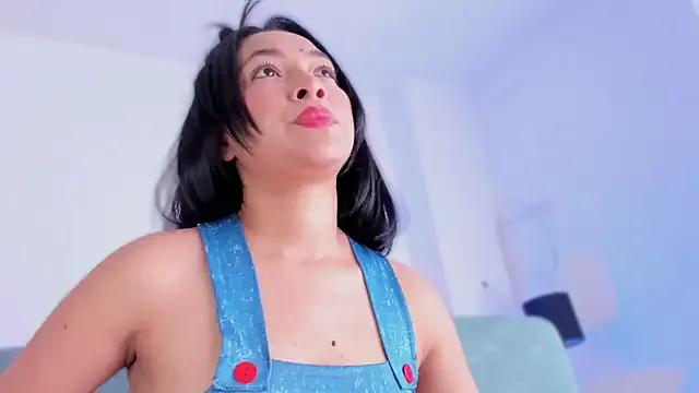 Freechat valerycolins on StripChat