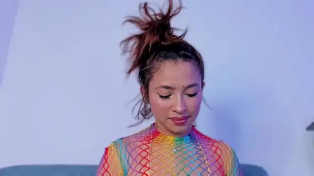 Freechat valerycolins on StripChat