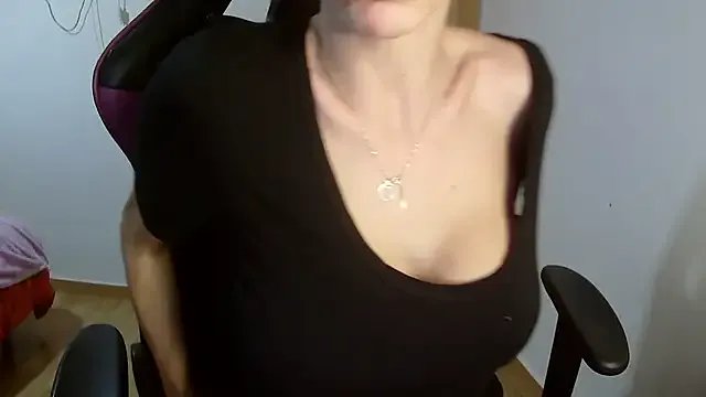 Freechat Vampirosa on StripChat