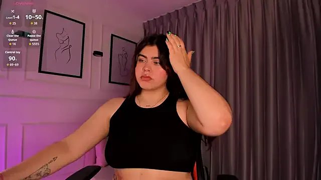 veronica185 on StripChat