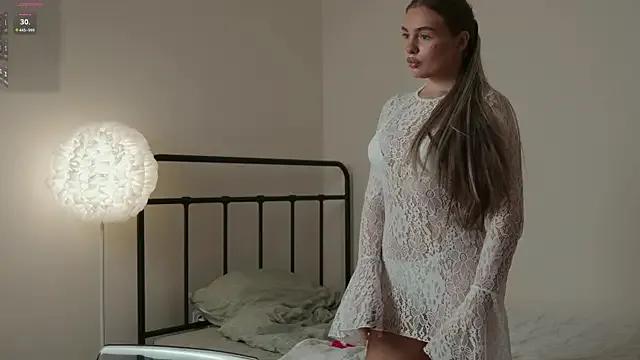 Freechat VIP_MILENA on StripChat