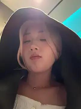 StripChat winter11 is Freechat winter11 — 2415