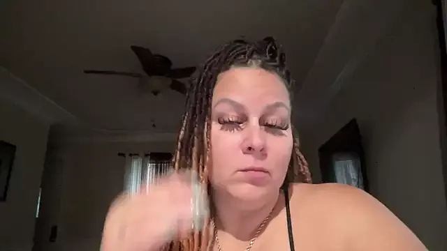 Offline WorldsGreatestCockRater on StripChat