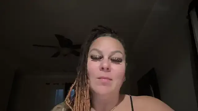 Offline WorldsGreatestCockRater on StripChat