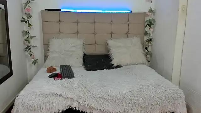 StripChat yayita_mature is Freechat yayita_mature — French kiss